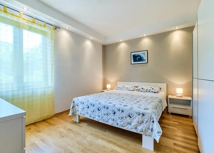 Apartments Ady