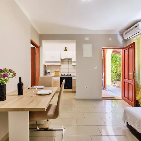 Apartments Ady Mali Losinj Exterior photo