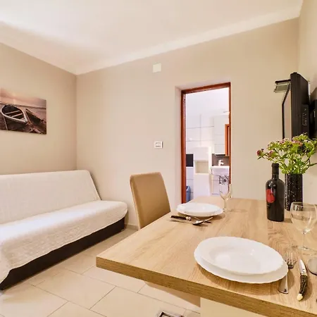 Apartments Ady Mali Losinj Exterior photo