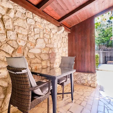 Apartments Ady Mali Losinj Exterior photo