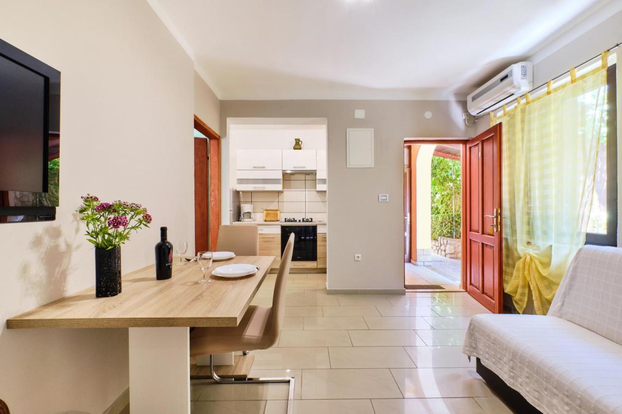 Ady Guest house 3*
