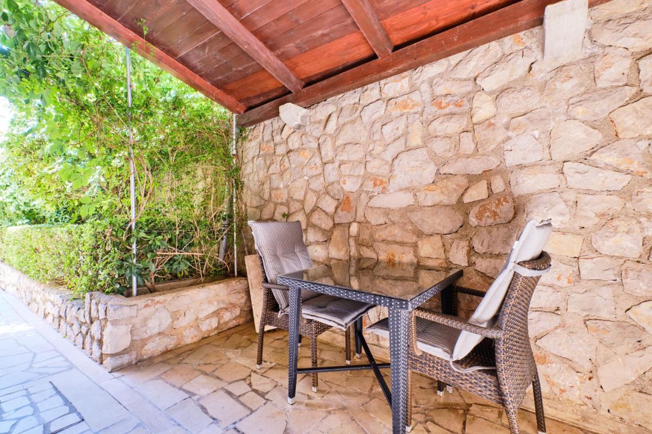 Ady Guest house